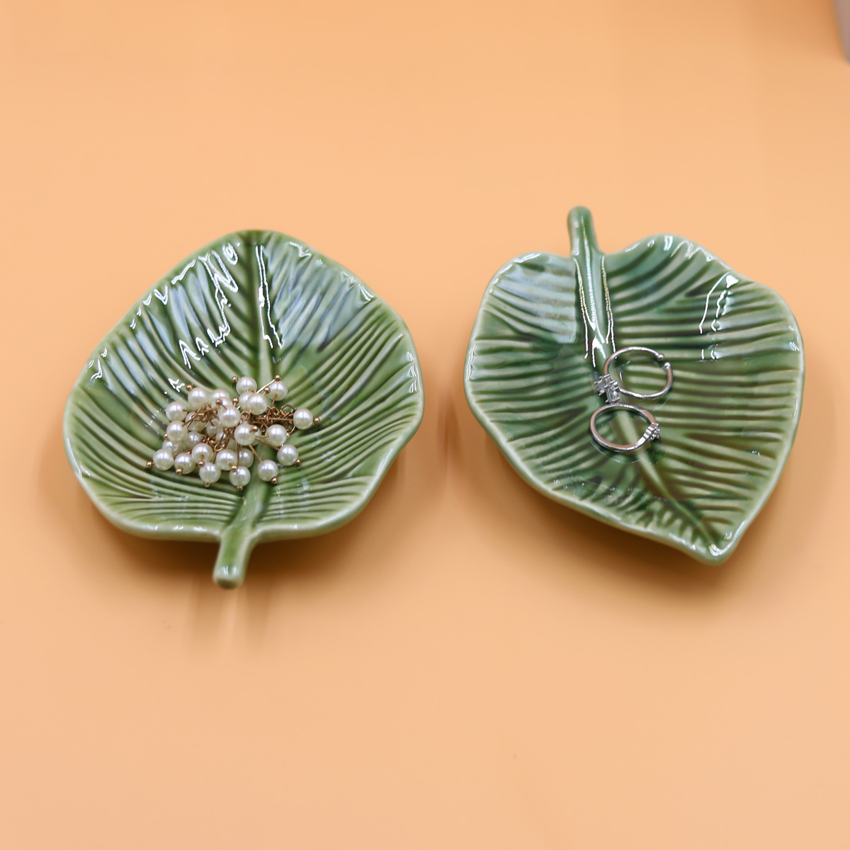 1Pcs Leaf-Shaped Jewelry Organ - Hoop Earrings ulasan dan harga